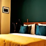 Casa Escondida, Adults Only